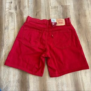 NWT Levi’s red long shorts